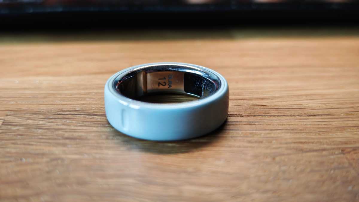 Oura Ring 4 Ceramic Edition 7