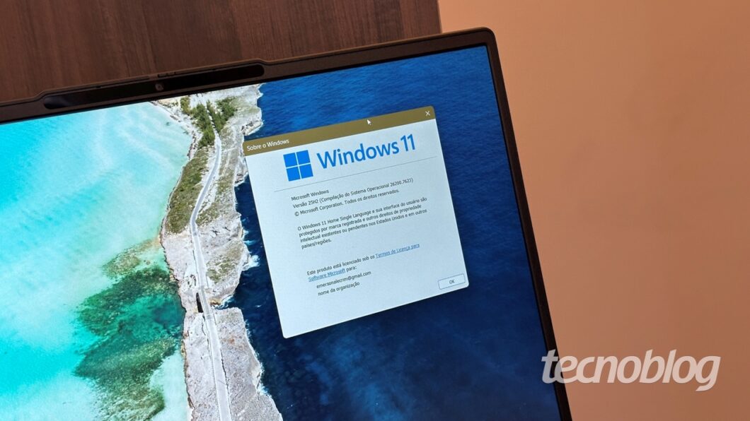 Tela exibindo o Windows 11 25H2