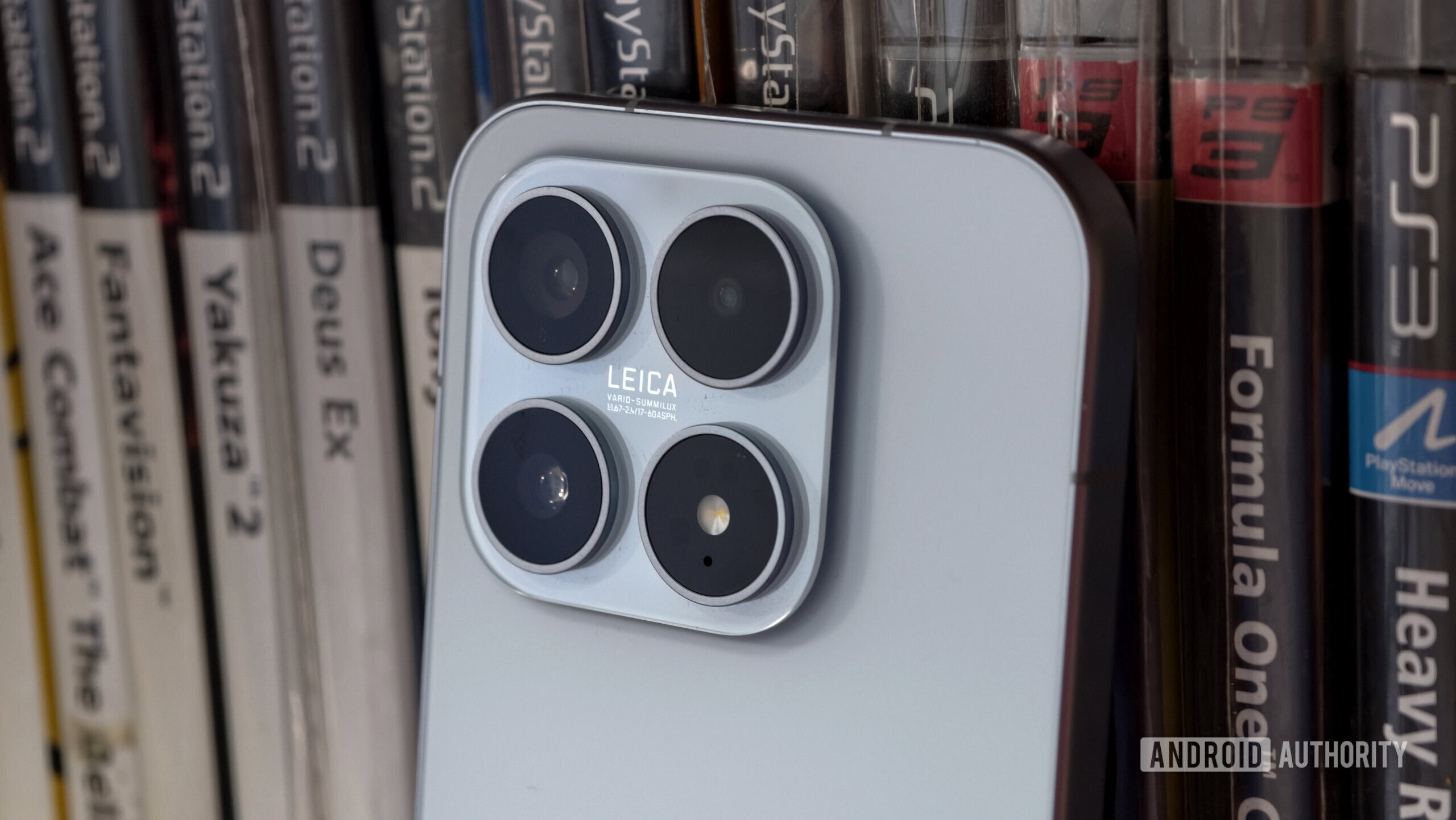 Câmeras traseiras do Xiaomi 17 de perto Câmeras traseiras do Xiaomi 17 de perto