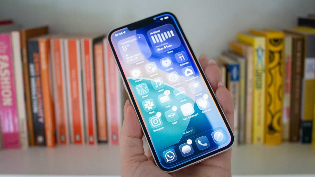 Apple iPhone 17e review 14