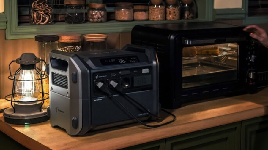 Estação de energia portátil Segway Cube 1000 na cozinha Estação de energia portátil Segway Cube 1000 na cozinha