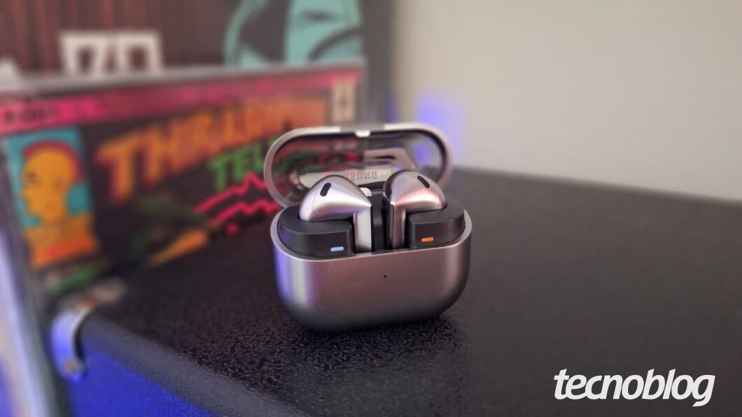 imagem de um fone de ouvido Samsung Galaxy Buds 3