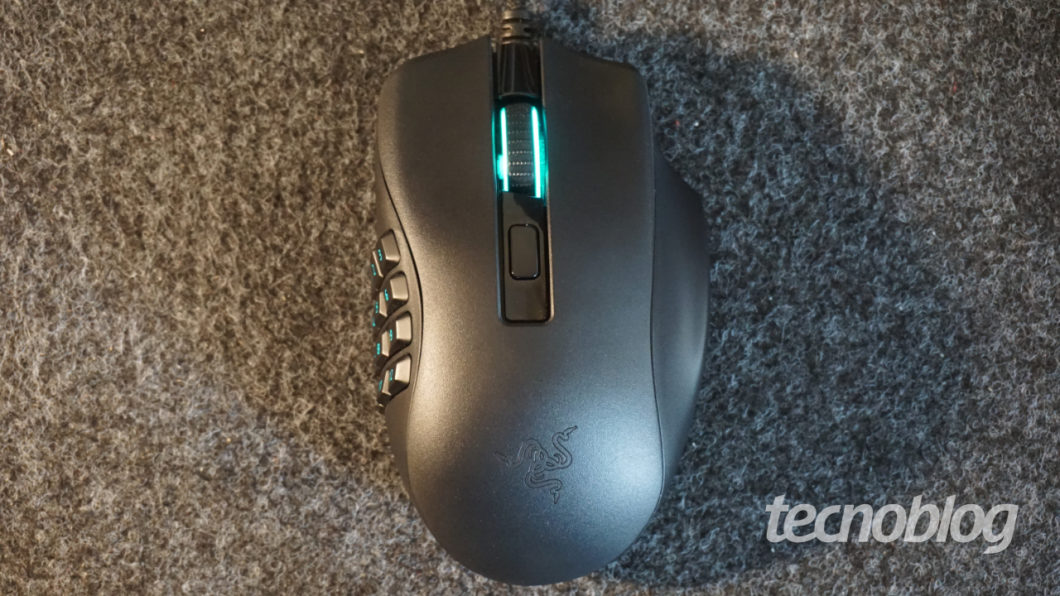 Razer Naga X (Imagem: André Fogaça/Tecnoblog)