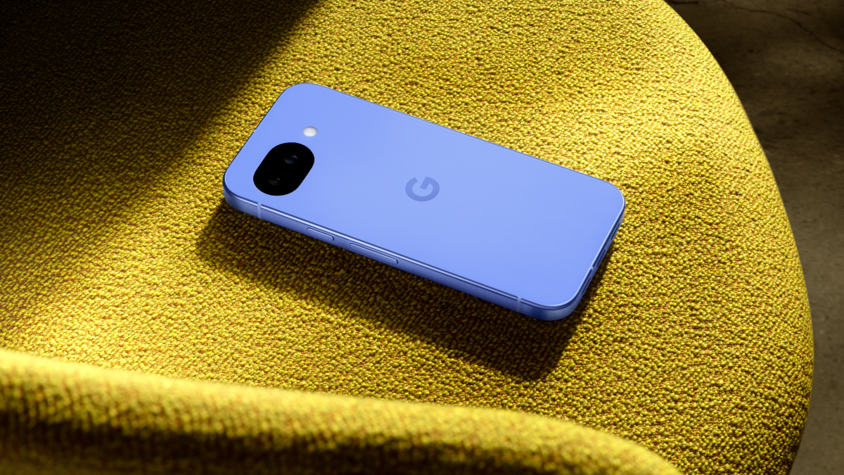 Google Pixel 10a Lifestyle Lavender 3