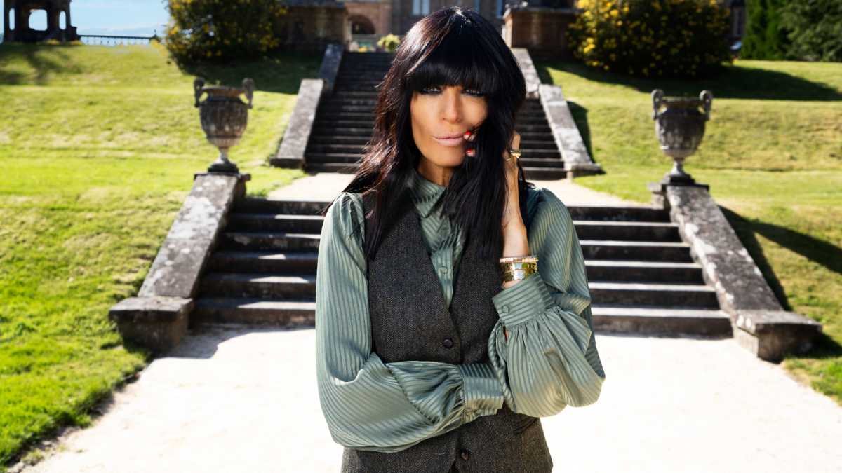 Claudia WInkleman The Traitors season 4