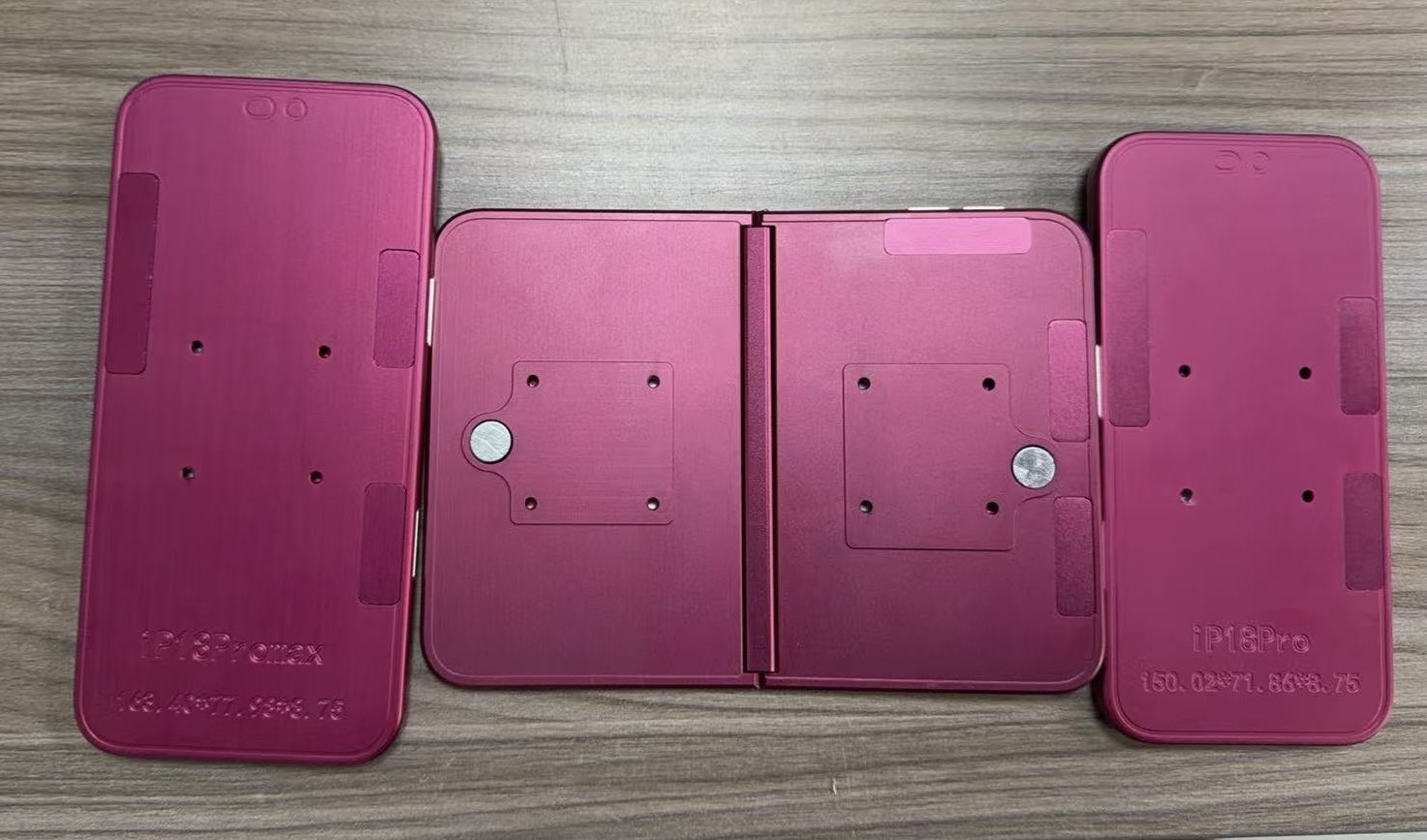 iPhone Fold, tamb&eacute;m conhecido como iPhone Ultra, iPhone 18 Pro Max e iPhone 18 Pro 2