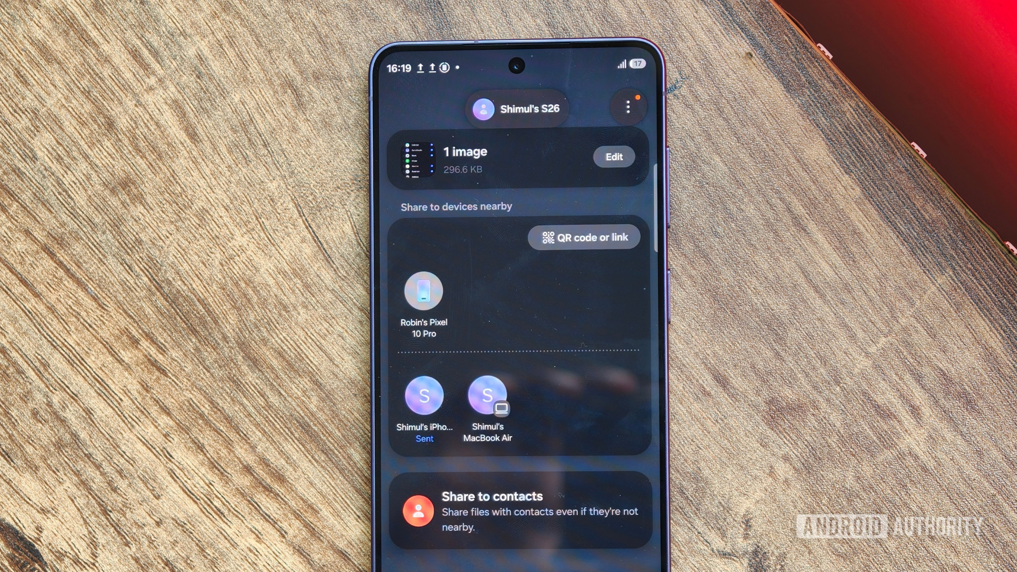 Menu Compartilhar com dispositivo próximo aberto no Samsung Galaxy S26 Menu Compartilhar com dispositivo próximo aberto no Samsung Galaxy S26