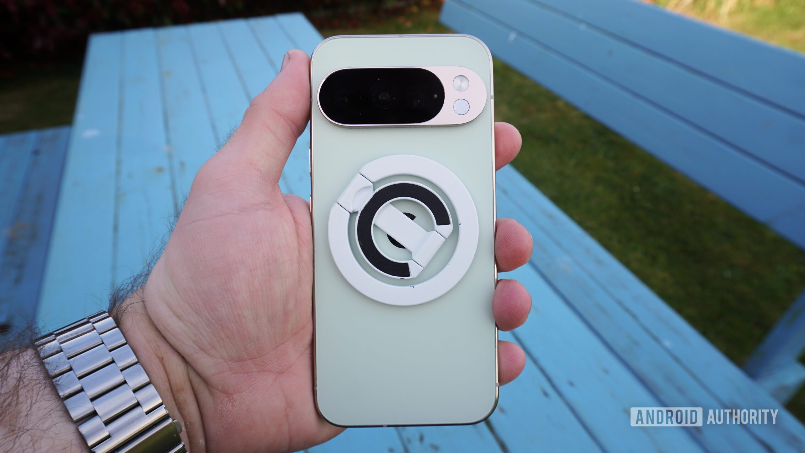 Anel magn&eacute;tico Pixel 10 qi 2 (5)