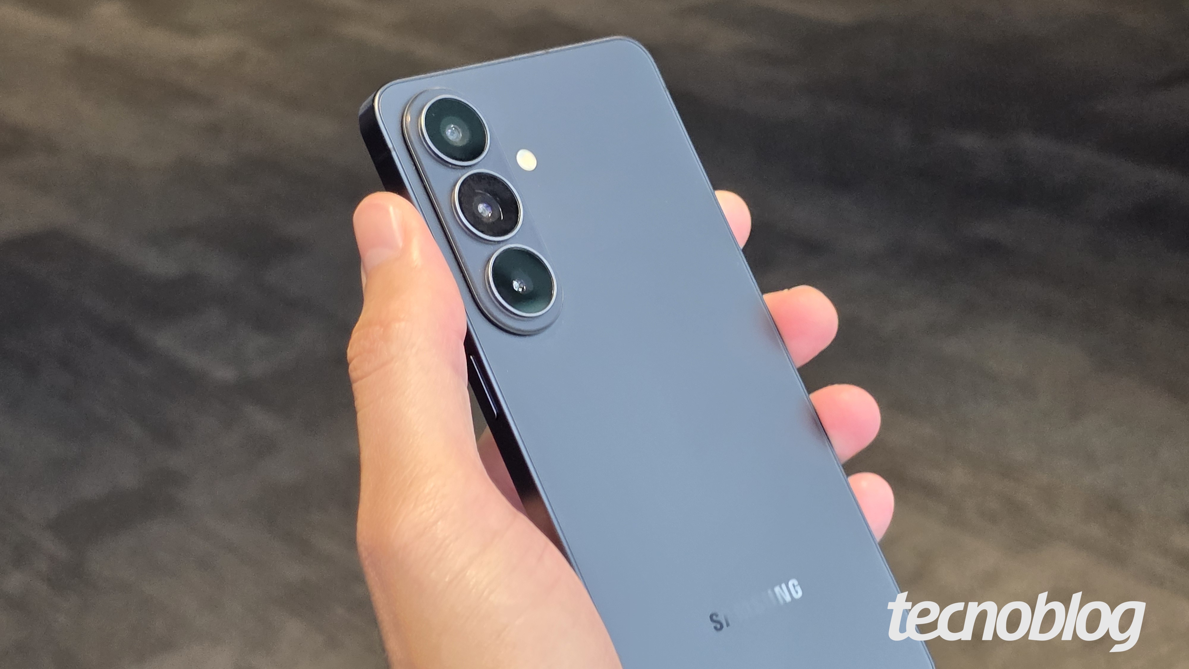 Samsung Galaxy S26 (foto: Th&aacute;ssius Veloso/Tecnoblog)