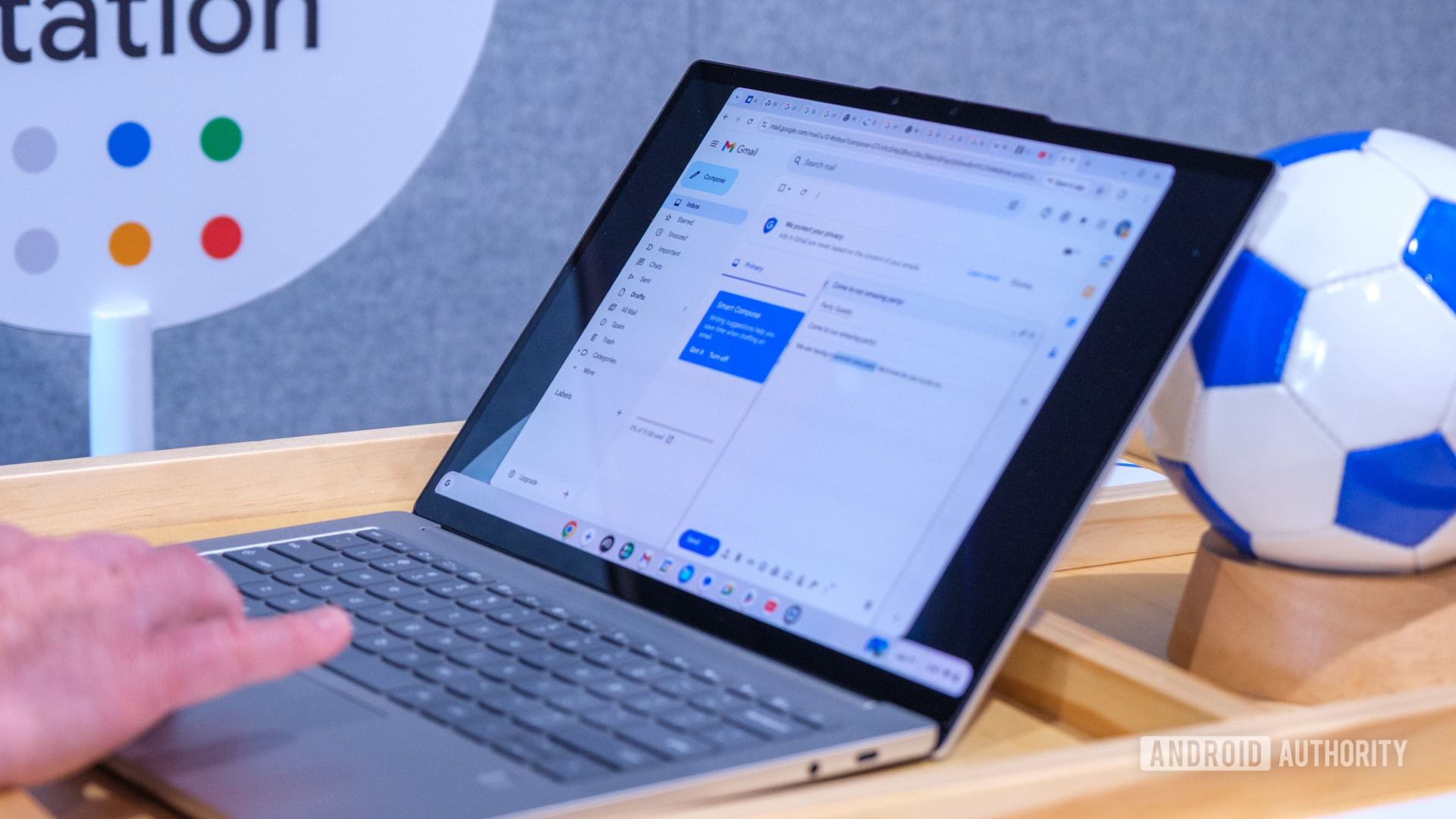 Escrita inteligente do Google Chromebook Showcase