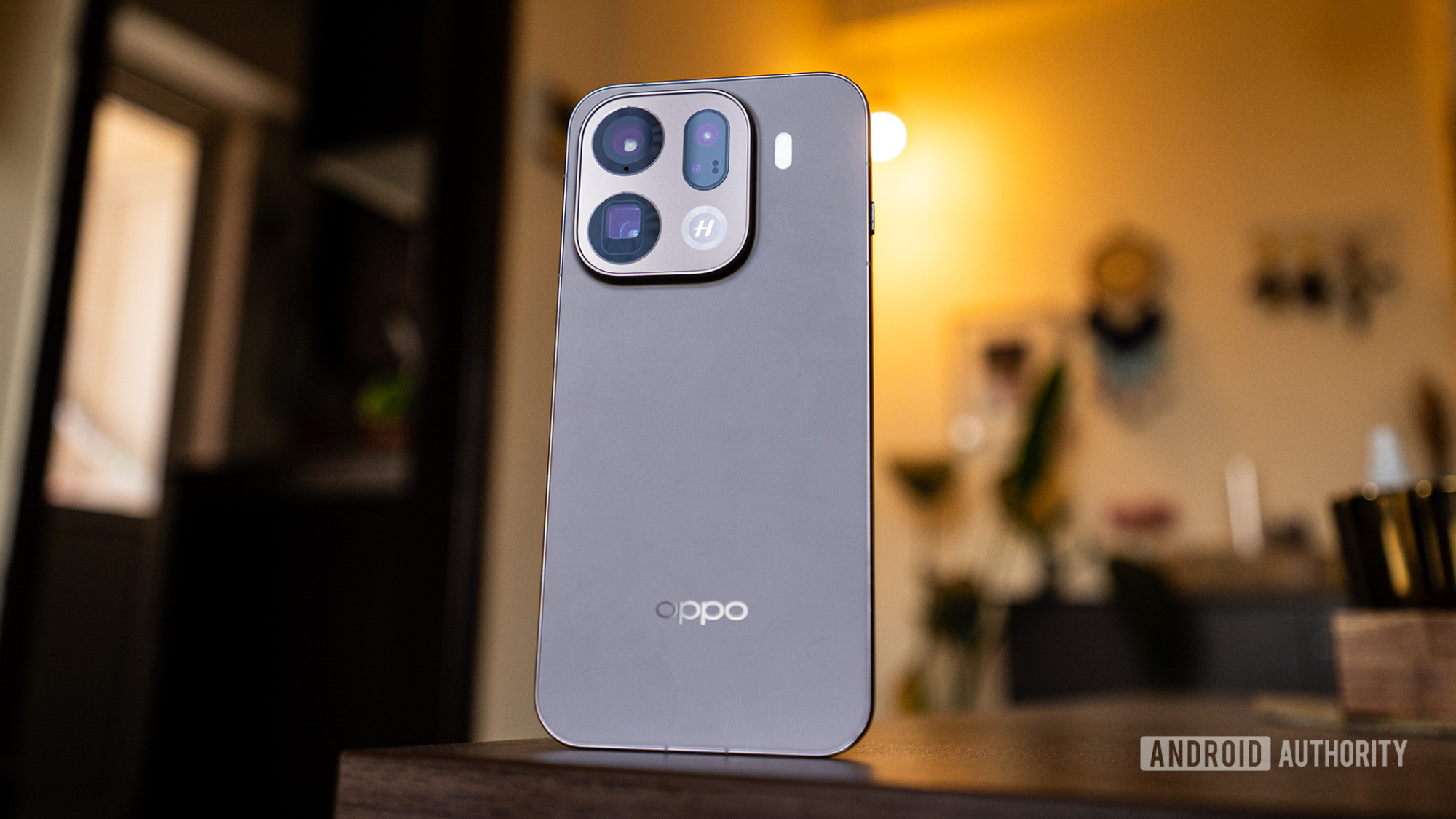 Design do OPPO Find X9 Pro