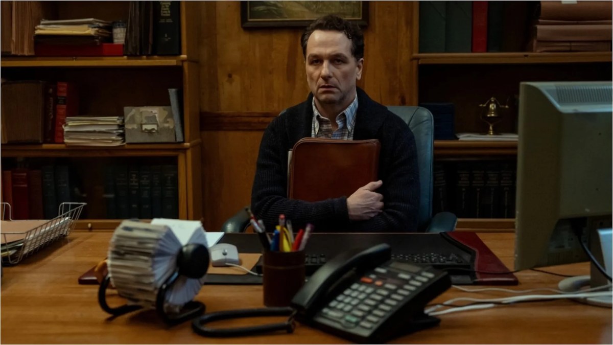 Matthew Rhys as Mayor Tom Loftis