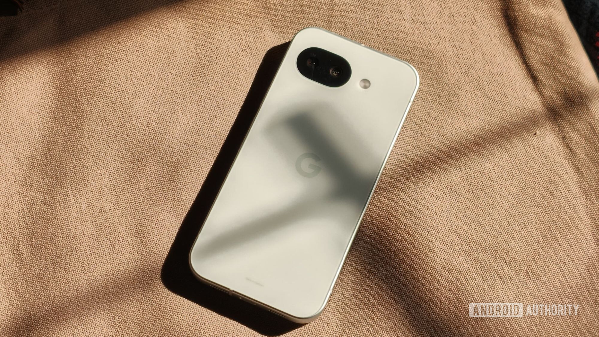 Painel traseiro do Google Pixel 10a