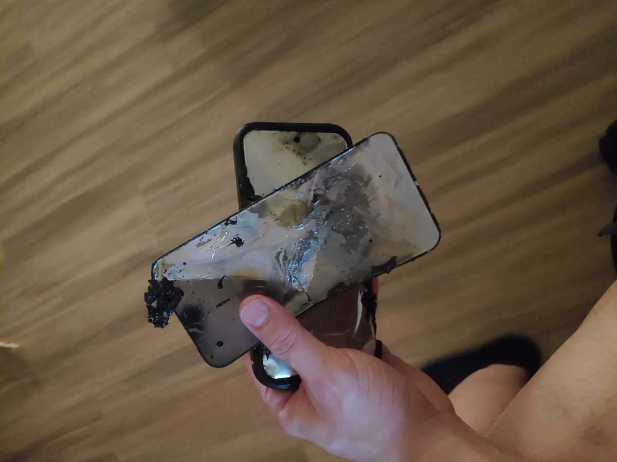google pixel 10 pro xl exploded 2