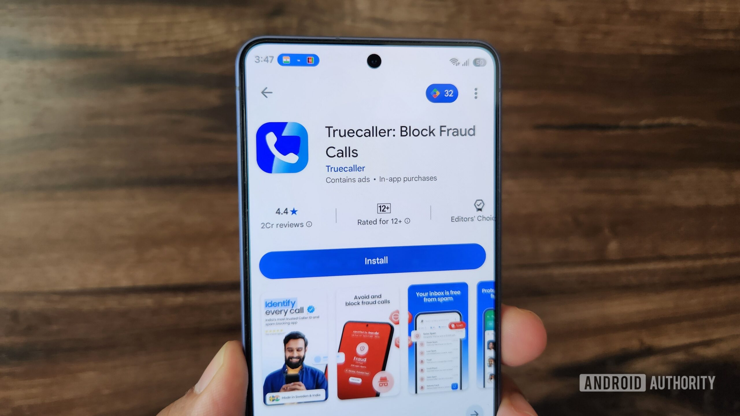 Telefone Android mostrando o aplicativo Truecaller na Play Store