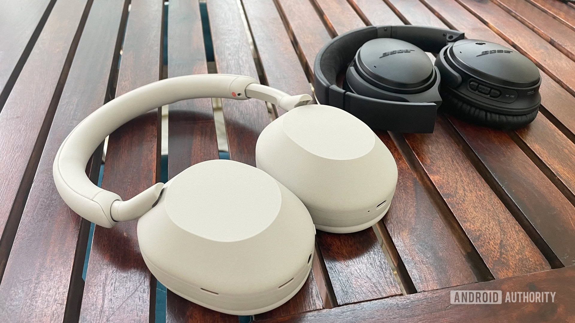 Sony WH 1000XM5 vs Bose QC 35 2 1 Sony WH 1000XM5 vs Bose QC 35 2 1