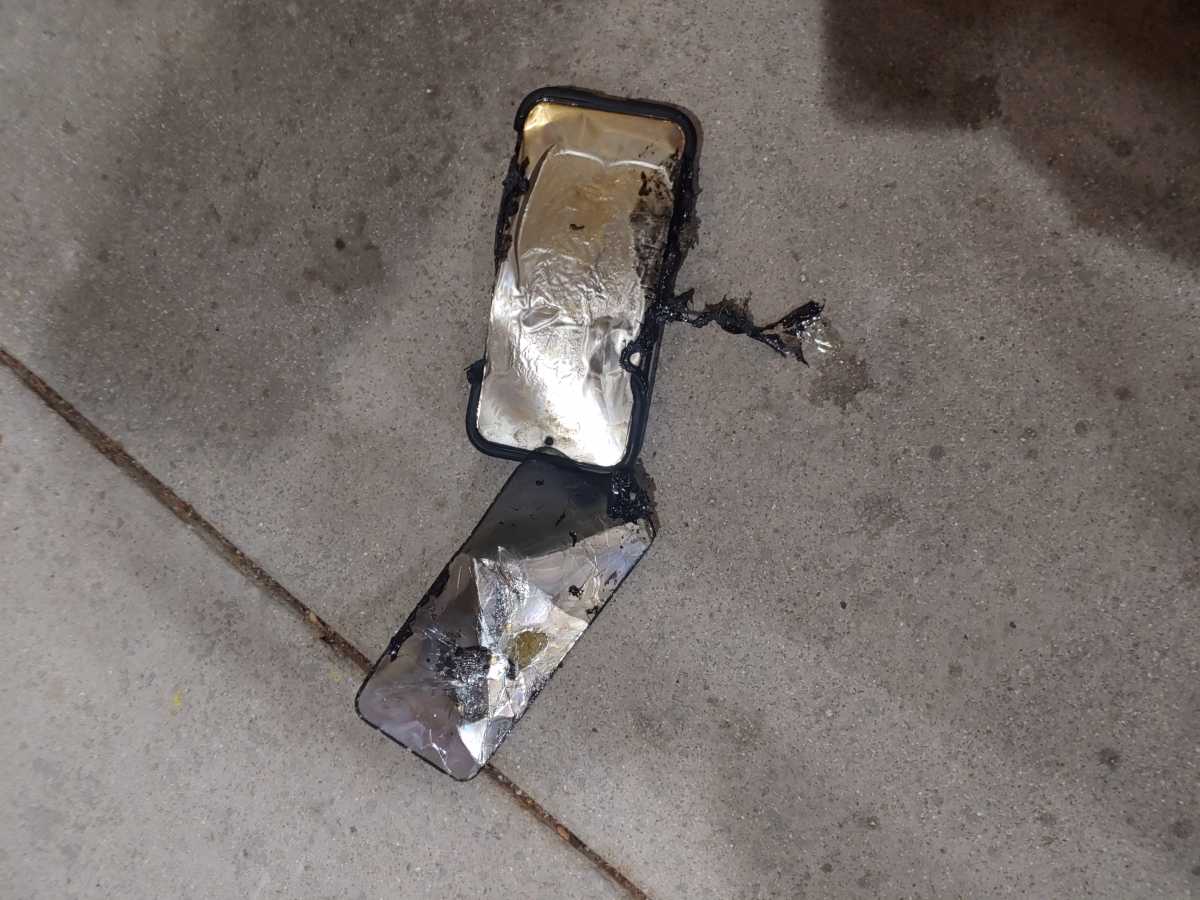 google pixel 10 pro xl exploded